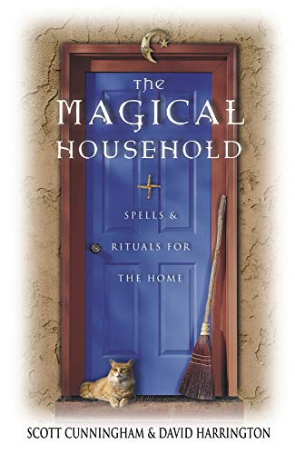 The Magical Household Spells & Rituals For The Home (llewellyn's Practical Magi [Paperback]