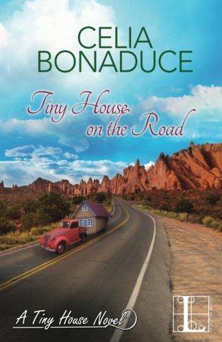 Tiny House on the Road [Paperback]