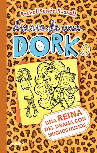 Una reina del drama con muchos humos / Dork Diaries Tales from a Not-So-Dorky D [Paperback]