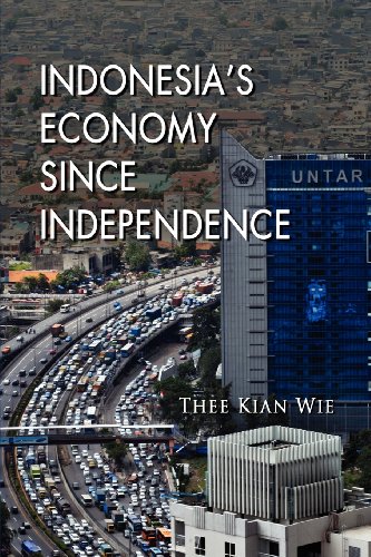 Indonesia's Economy Since Independence [Paperback]