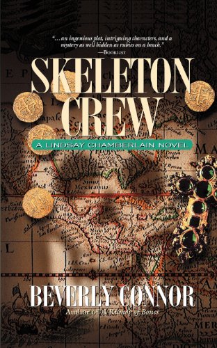 Skeleton Crew A Lindsay Chamberlain Novel [Paperback]