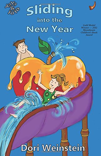 Sliding Into The New Year (yaya & Yoyo, Book 1) (volume 1) [Paperback]