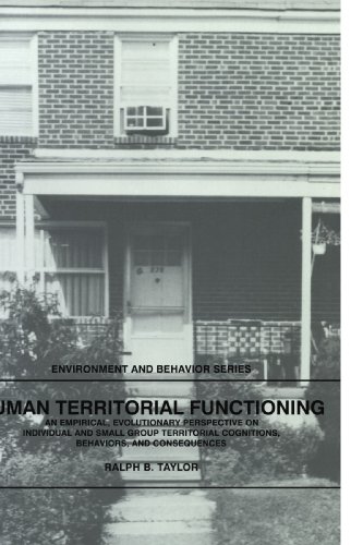 Human Territorial Functioning An Empirical, Evolutionary Perspective on Individ [Paperback]