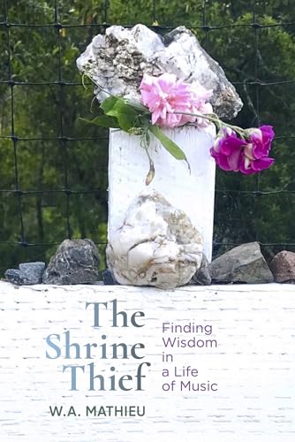 The Shrine Thief [Paperback]