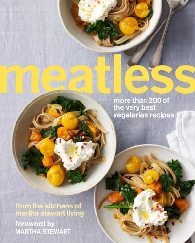Meatless More Than 200 of the Very Best Vegetarian Recipes A Cookbook [Paperback]