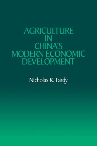 Agriculture in China's Modern Economic Development [Paperback]