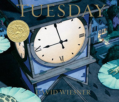 Tuesday [Paperback]