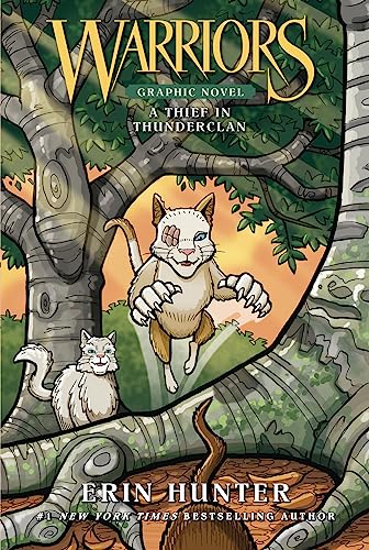 Warriors A Thief in ThunderClan [Paperback]