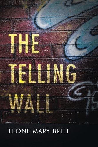The Telling Wall [Paperback]