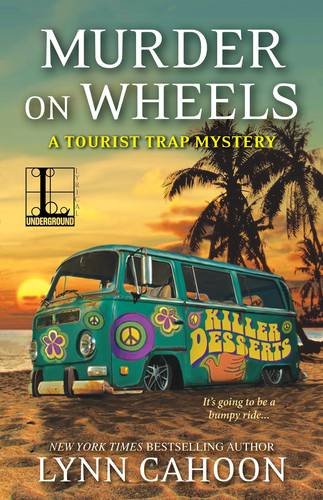 Murder On Wheels (tourist Trap Mysteries) [Paperback]