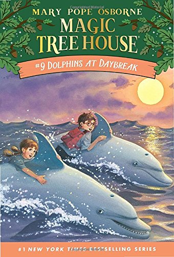 Magic Tree House 9 Dolphins at Daybreak [Paperback]