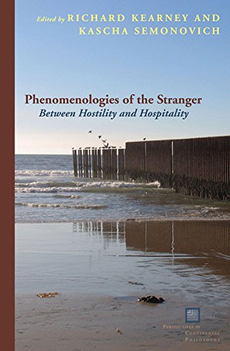Phenomenologies of the Stranger Between Hostility and Hospitality [Paperback]