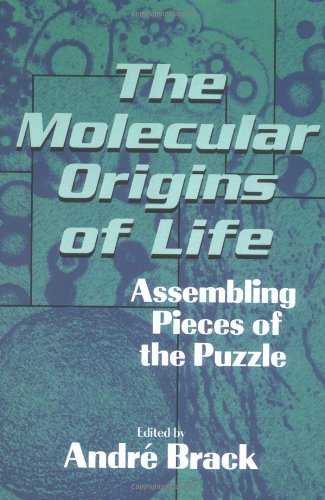 The Molecular Origins of Life Assembling Pieces of the Puzzle [Paperback]