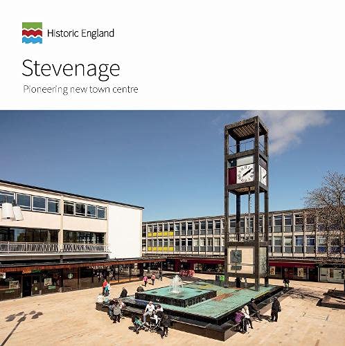 Stevenage Pioneering New Town Centre [Paperback]