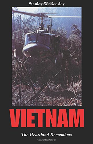 Vietnam The Heartland Remembers [Paperback]