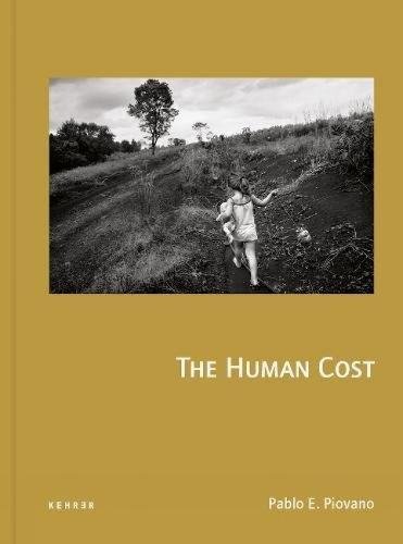 The Human Cost of Agrotoxins [Hardcover]