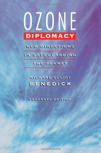 Ozone Diplomacy New Directions in Safeguarding the Planet, Enlarged Edition [Paperback]