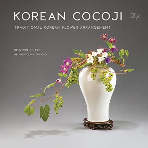 Cocoji Traditional Korean Flower Arrangement [Hardcover]