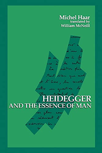 Heidegger And The Essence Of Man (suny Series In Contemporary Continental Philos [Paperback]