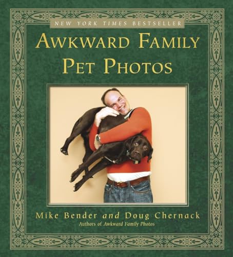 Awkward Family Pet Photos [Paperback]