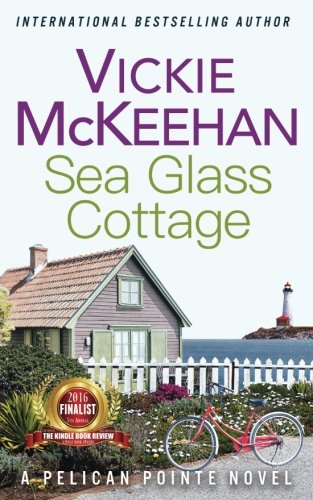 Sea Glass Cottage (a Pelican Pointe Novel) [Paperback]