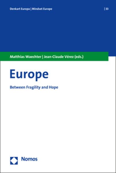 Europe Between Fragility and Hope [Paperback]